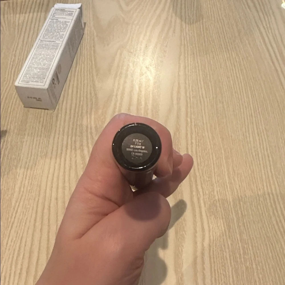 Skin Mimetic Concealer In 04 Light Warm